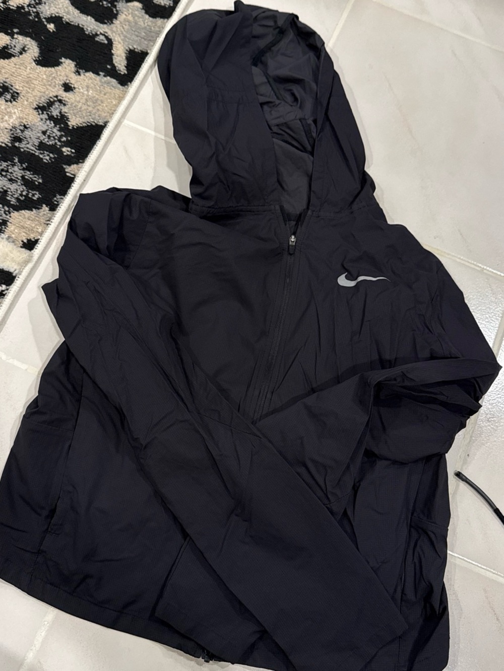 Women's Nike Shield Running Jacket - Windbreaker